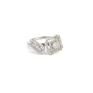 14K WHITE GOLD DIAMOND RING 0.50 CTS