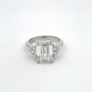 PLATINUM LAB GROWN DIAMOND 5CT EMERALD CUT