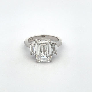 PLATINUM LAB GROWN DIAMOND 6CT EMERALD CUT