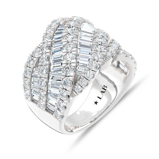 14K White Gold Lab Grown Diamond 2 1/2 Ct.Tw. Round and Tapper Fashion Band