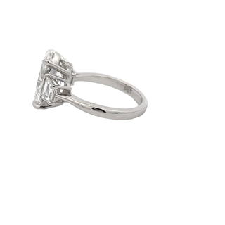 PLATINUM LAB GROWN DIAMOND 6CT OVAL CUT