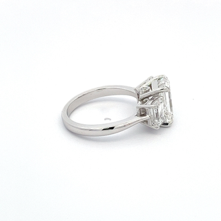 14K W/G LAB GROWN DIAMOND 4.5CT EMERALD CUT