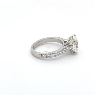 PLATINUM LAB GROWN DIAMOND 4.5CT ROUND CUT