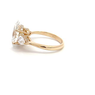 14K Y/G LAB GROWN DIAMOND RING 4.00CT OVAL CUT