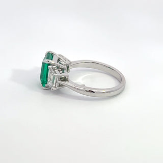 14K W/G LAB GROWN EMERALD/DIAMOND RING 3.50CT