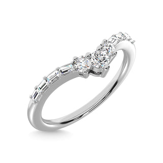 14K White Gold Diamond 1/6 Ct.Tw. Chevron Band